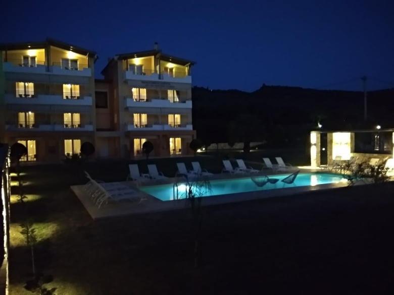 Alex House Lejlighedshotel Zacharo Eksteriør billede